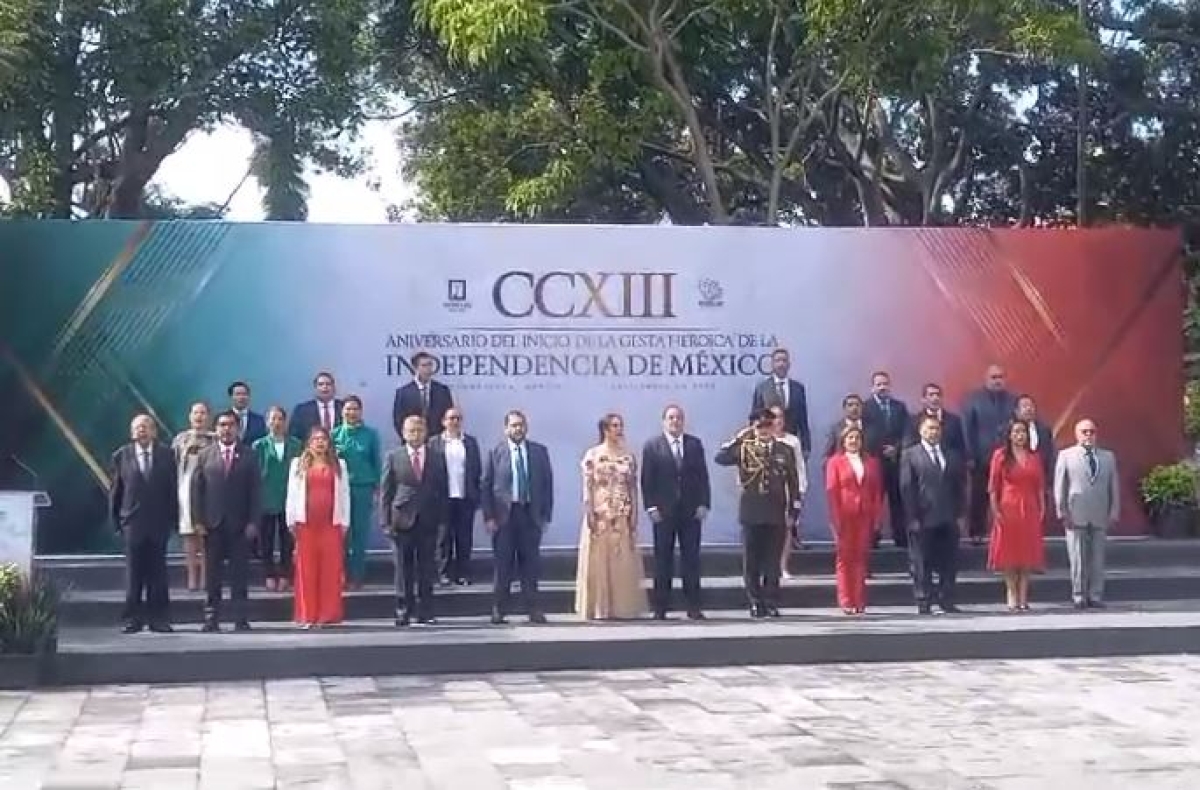 Encabeza gobernador ceremonia cívica conmemorativa al 'CCXIII Aniversario del Inicio de la Gesta Heroica de Independencia'