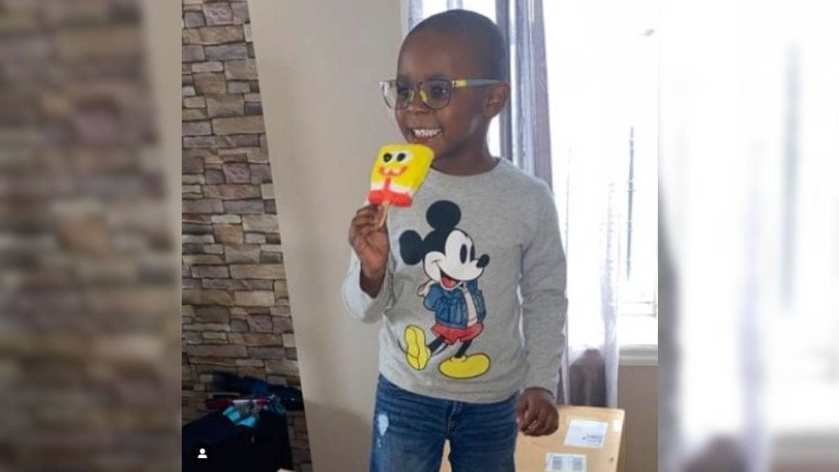 Con tarjeta de su mamá, niño gasta 52 mil pesos en paletas de Bob Esponja