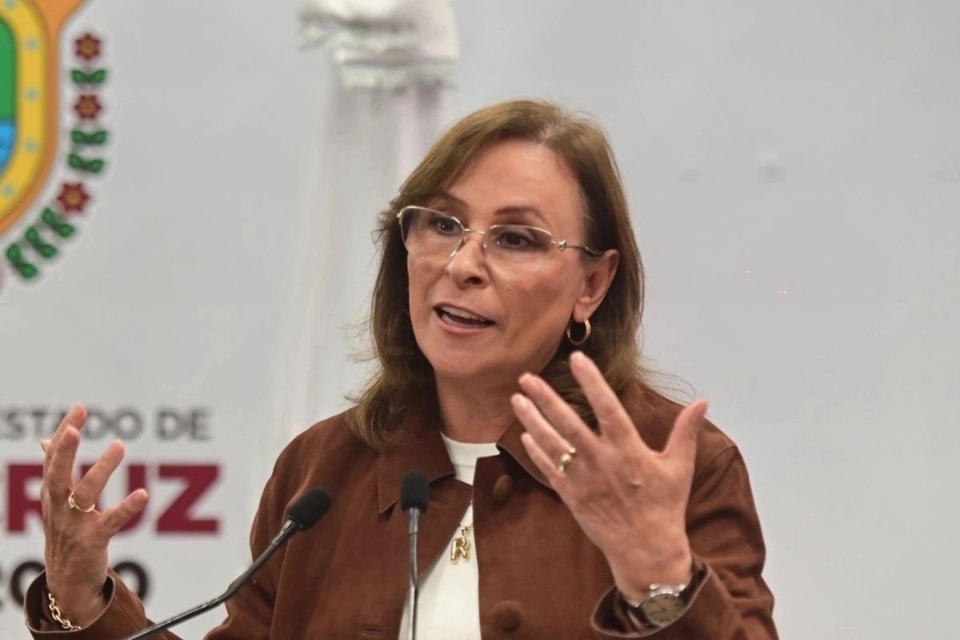 Nahle acusa 'ataque sistemático' por derrame en Veracruz