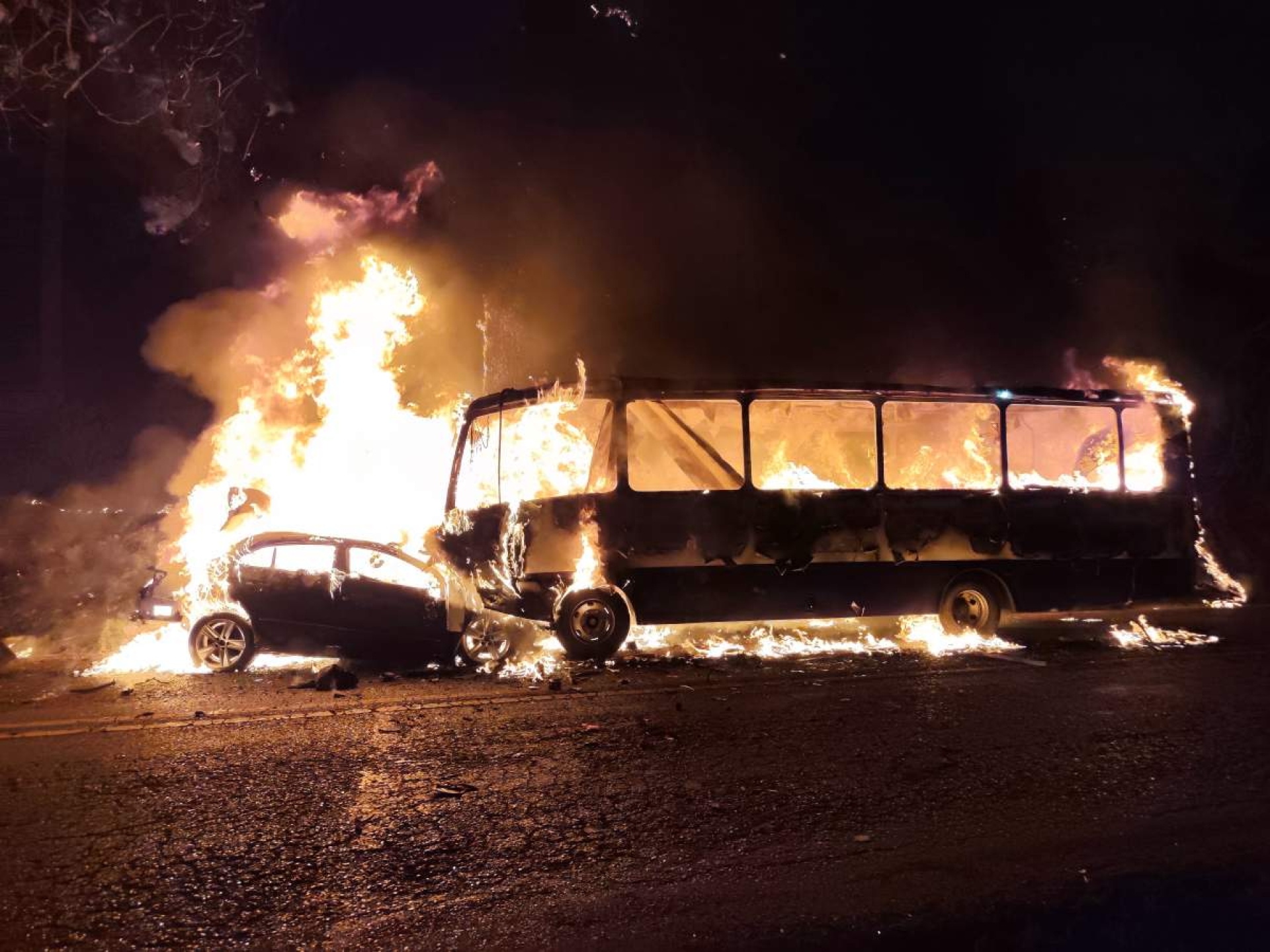 Incendio en Tres Marías deja cuatro muertos