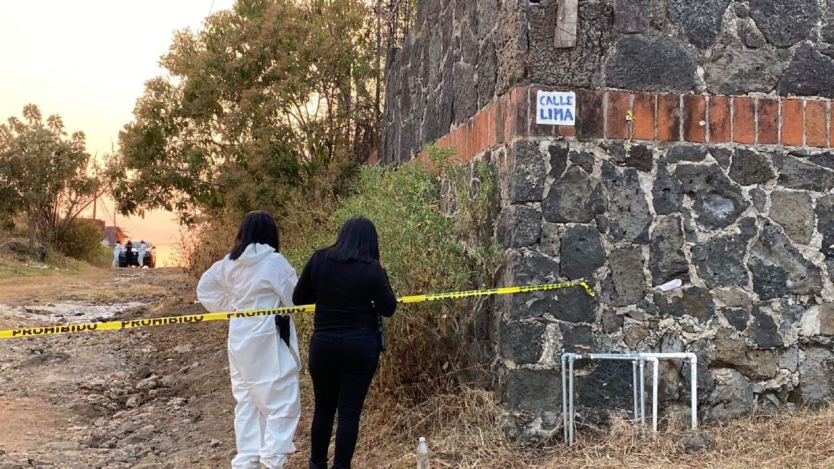 Hallan un cadáver descompuesto en Ahuatepec