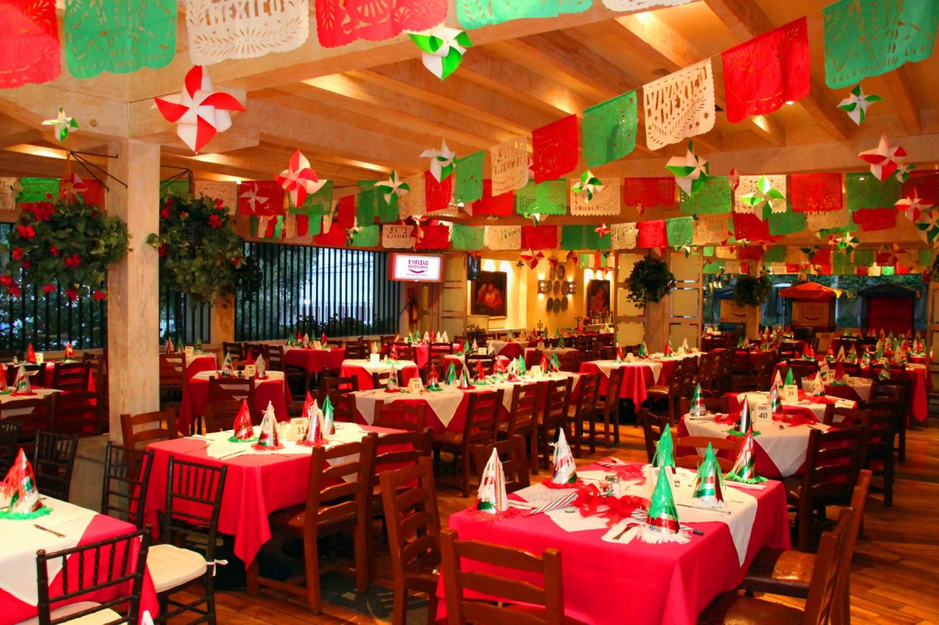 Pega a restauranteros suspensión de festejos patrios