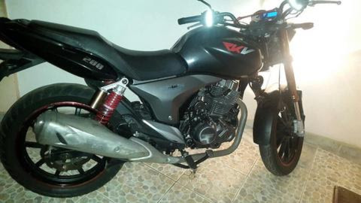 La moto que conducía tiene reporte de robo