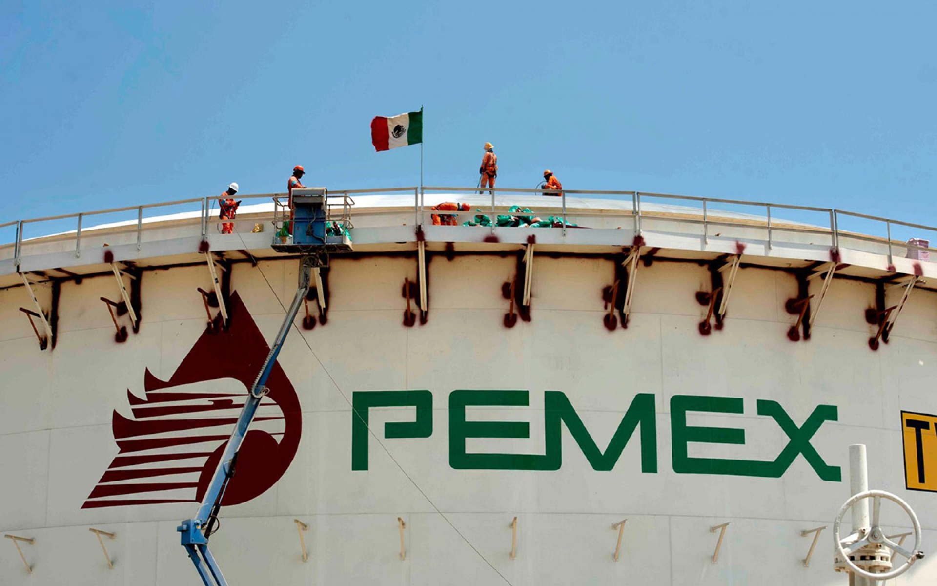 México envió petrolíferos a Cuba por casi 8 mil millones de pesos en 2025