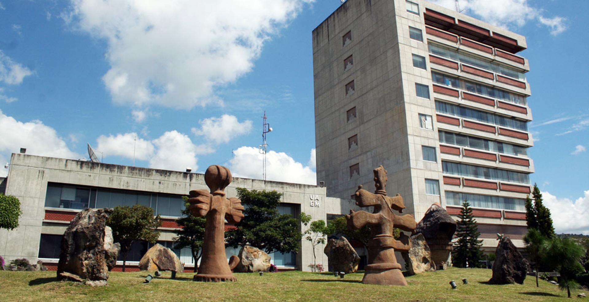 Víctimas de asalto dentro de la UAEM se niegan a denunciar