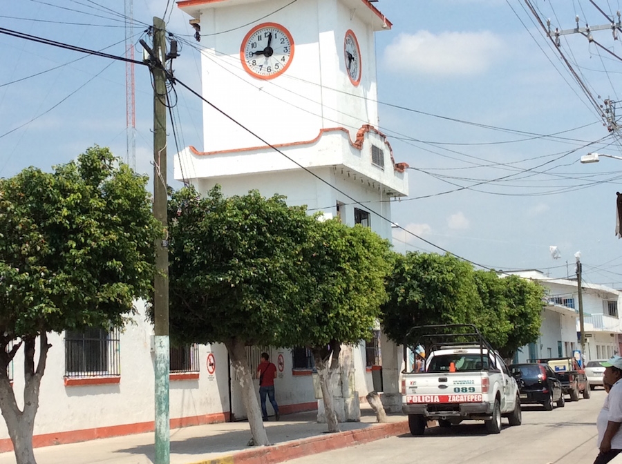 Cabildo de Zacatepec acatará la resolución del TEE; reinstituirán a Abdón Toledo Hernández