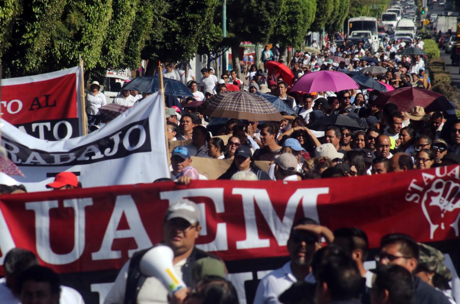 Avanzan negociaciones entre sindicatos y rectoría de UAEM