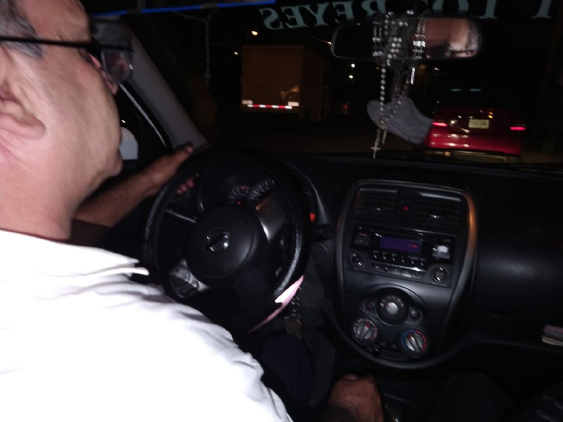 Afecta a taxistas competencia de servicio de transporte por plataformas