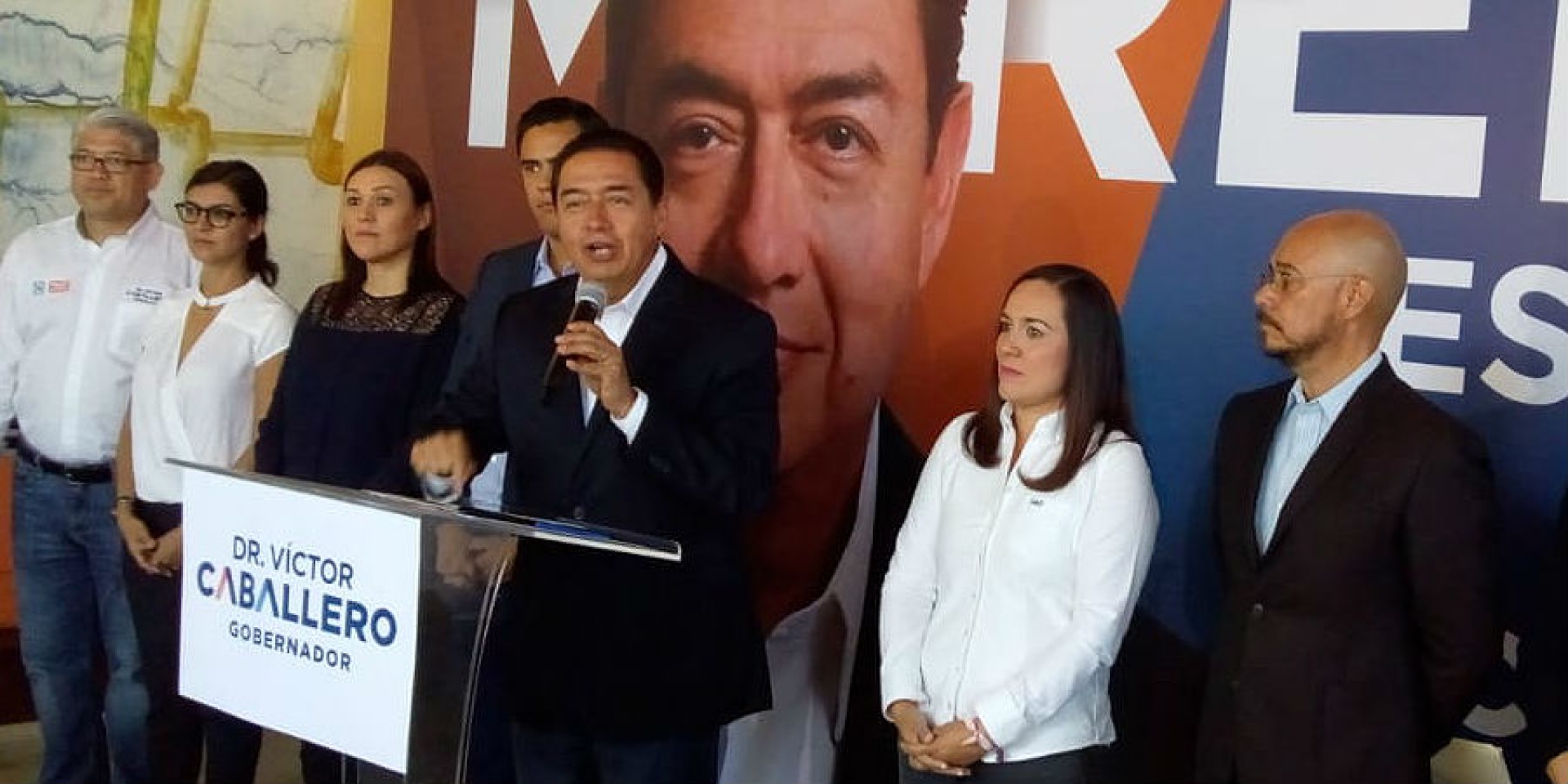 Candidato a gobernador por PAN-MC da a conocer firma de once compromisos para combatir corrupción