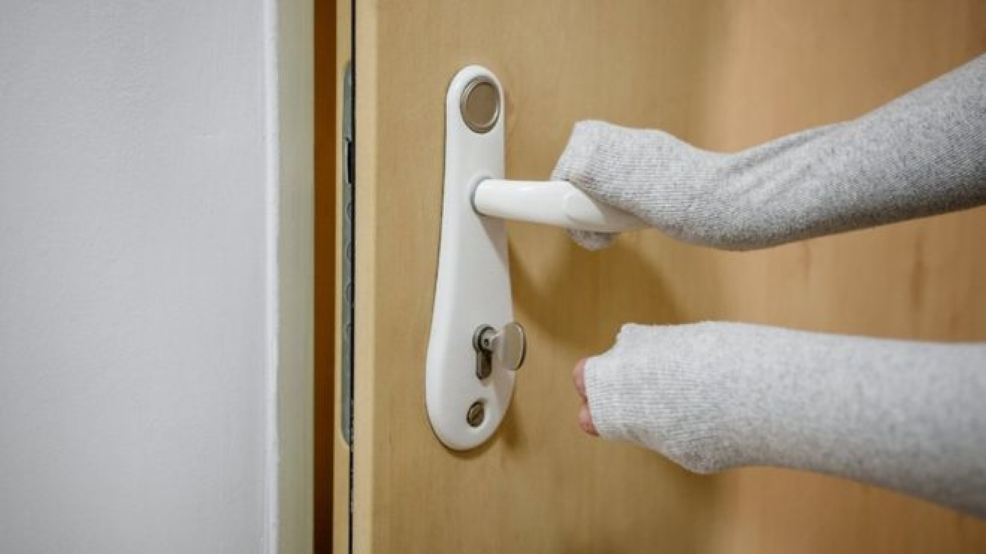 ¿Cuánto tiempo sobrevive el virus causante de Covid-19 en distintas superficies?