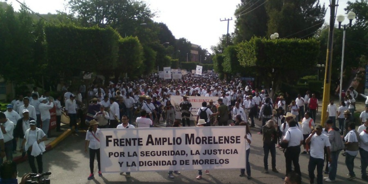 Inicia la marcha desde la UAEM; rector anuncia que realizarán plantones