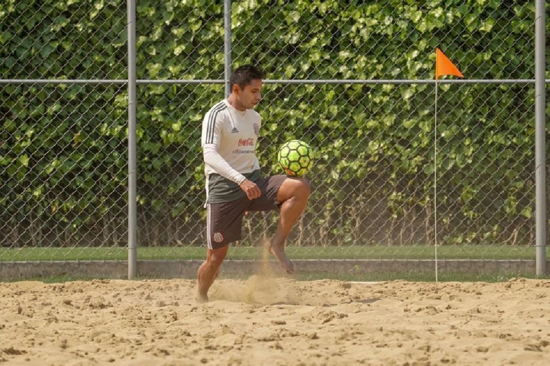 Néstor Salomé acudió con la Selección Mexicana de Futbol de Playa a la gira en Brasil