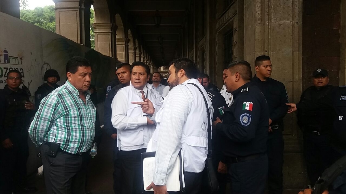 Inician limpieza de Plaza de Armas