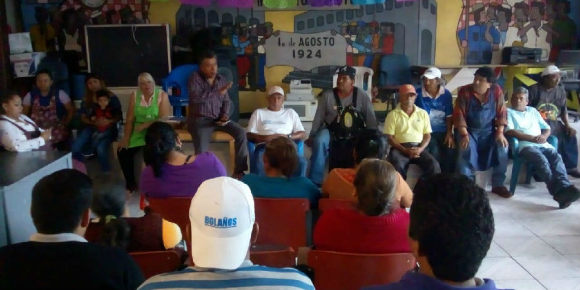 Señala líder de comerciantes en el ALM que candidatos no han presentado propuestas nuevas