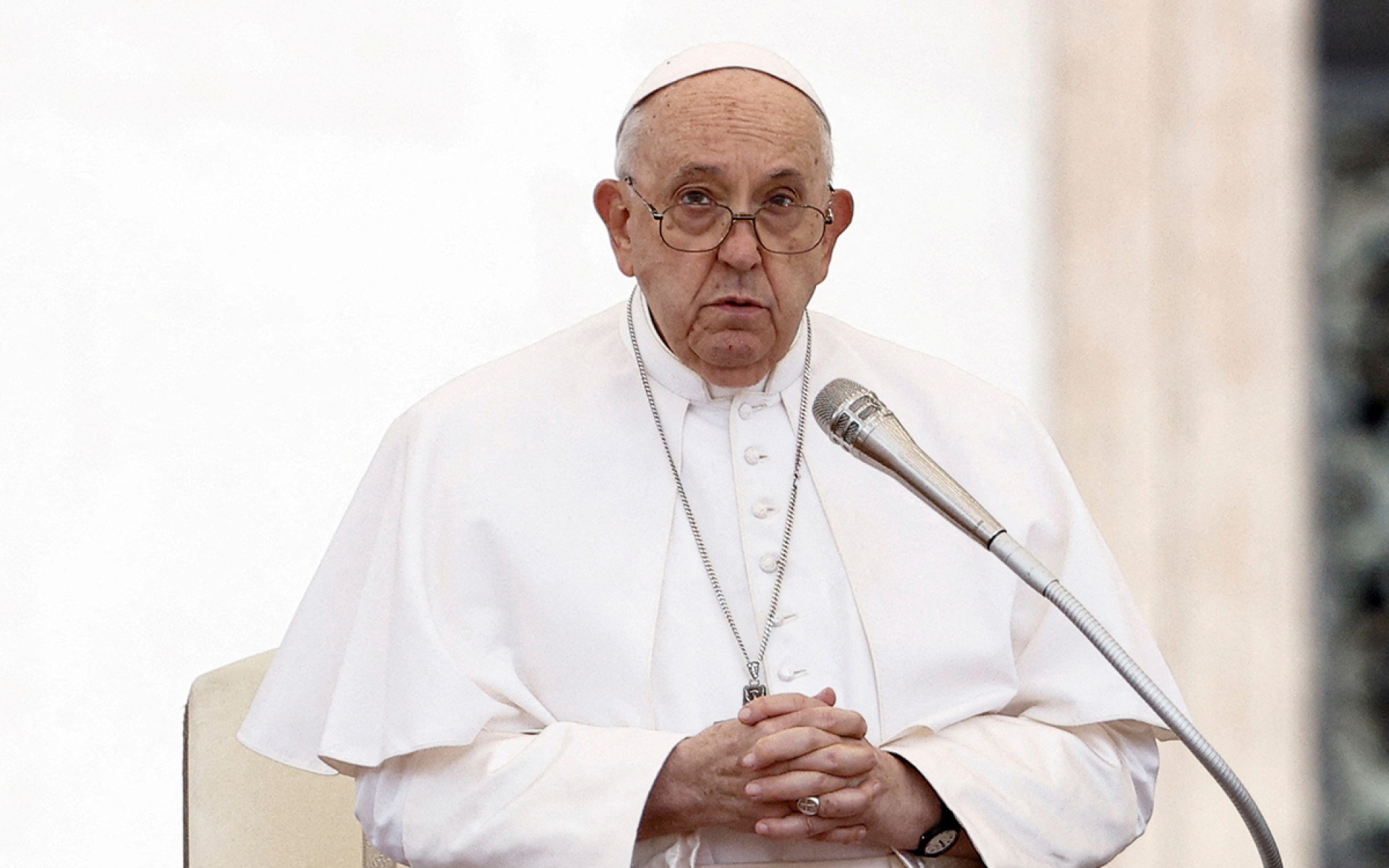 Papa Francisco envía sus condolencias a las víctimas del huracán 'Otis'