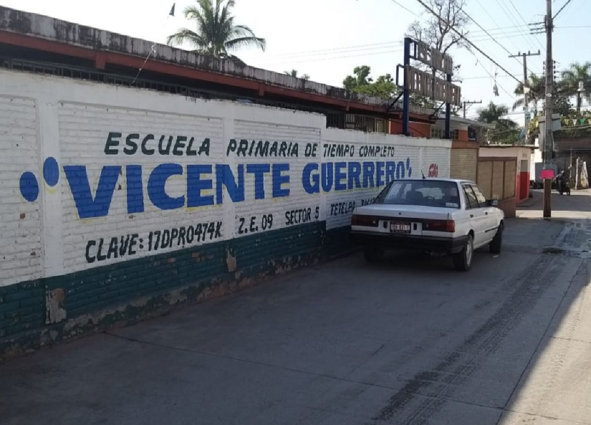 Directora de la primaria de Tetelpa regresará a sus actividades