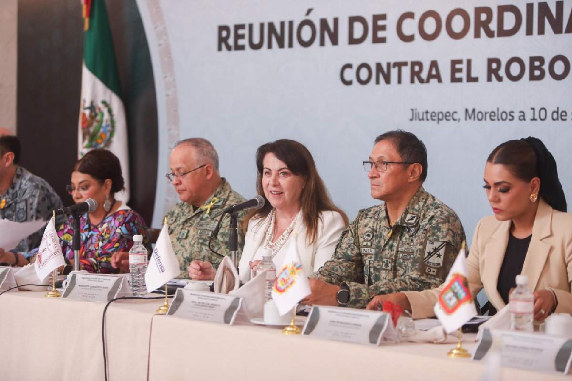 Reunión de cuatro gobernadoras