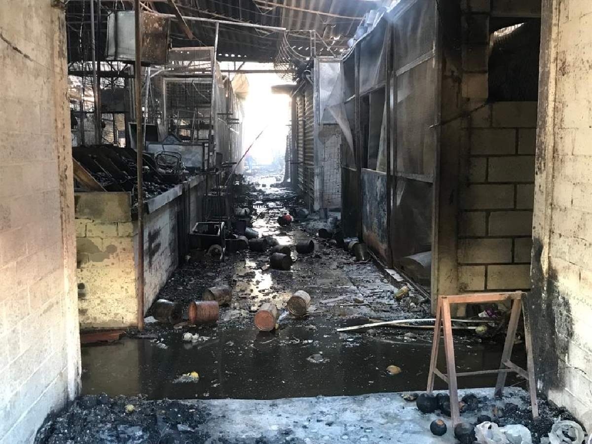 Locatarios sospechan que incendio en mercado de Cuautla fue provocado