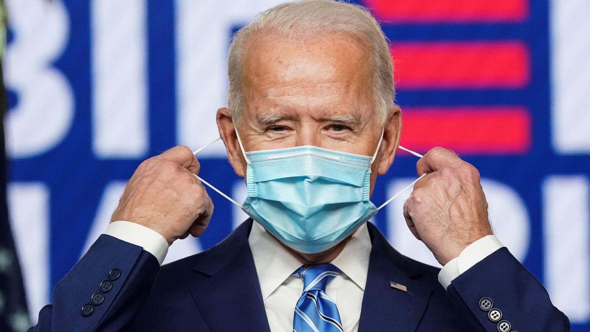 "La situación puede empeorar por nuevas variantes de COVID": Biden