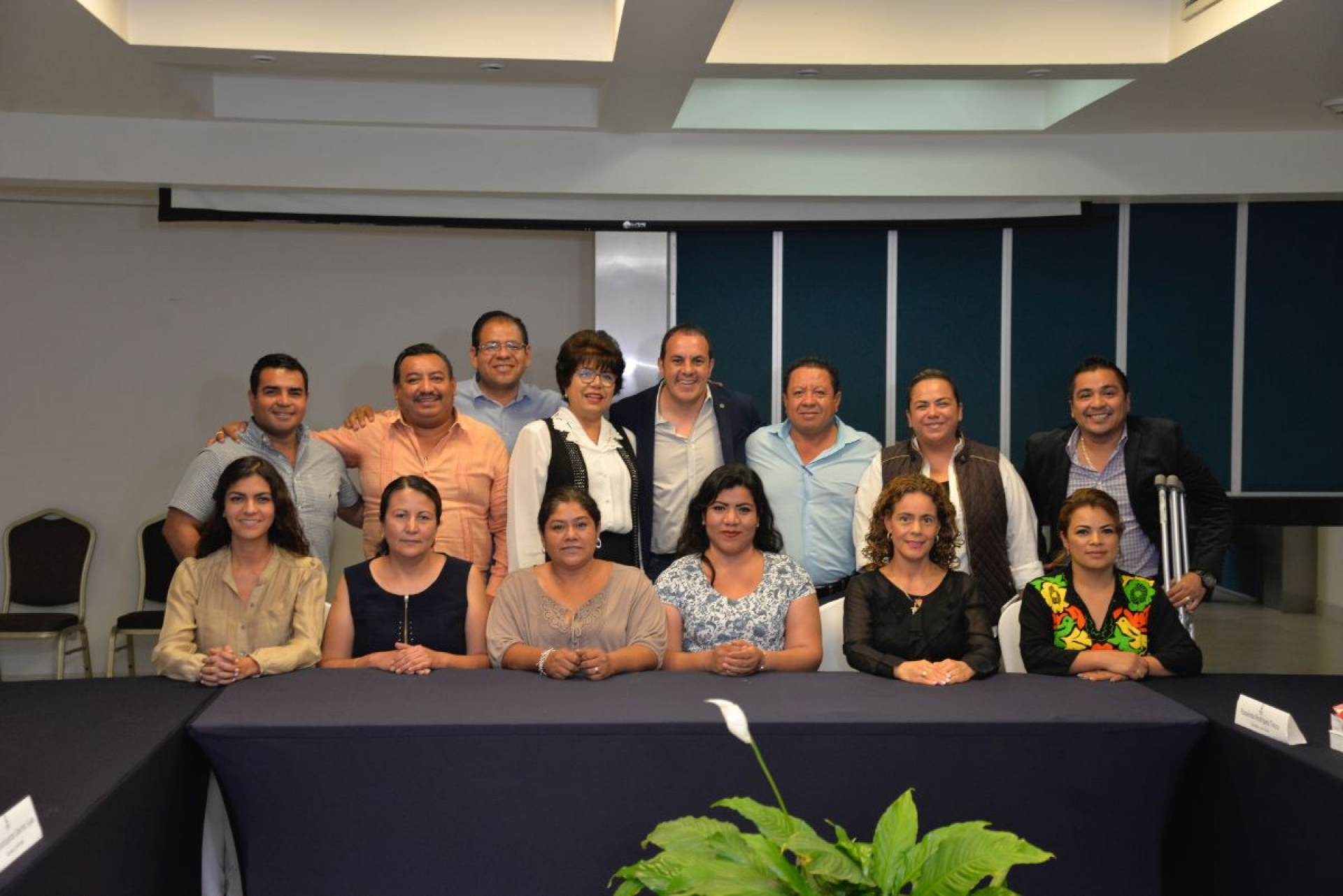Se reúne nuevamente Cuauhtémoc Blanco con diputados electos