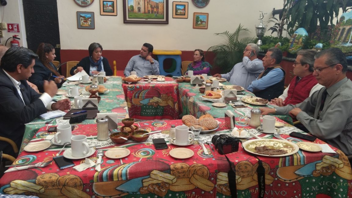 Se reúne delegado del IMSS con miembros de la Canaco de la zona oriente