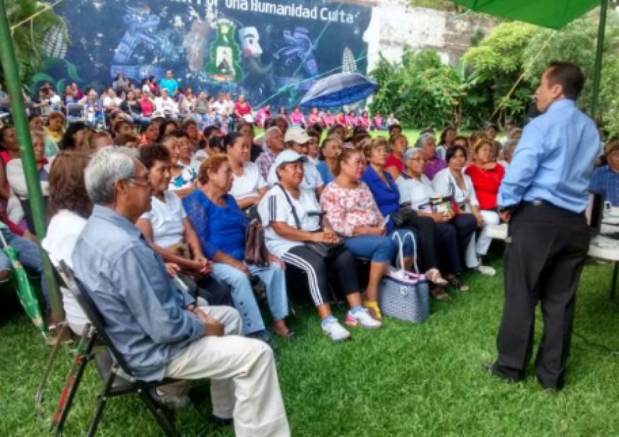 Imparten pláticas para prevenir la violencia familiar en Yautepec