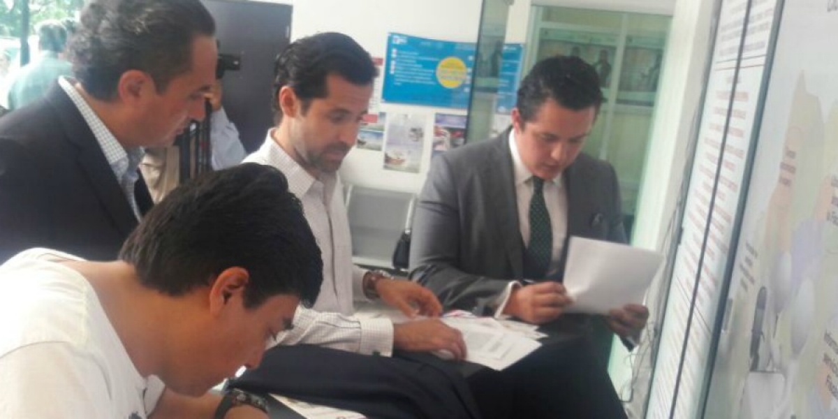 Se lleva a cabo diligencia para concretar acuerdo reparatorio con familiares de víctimas en socavón