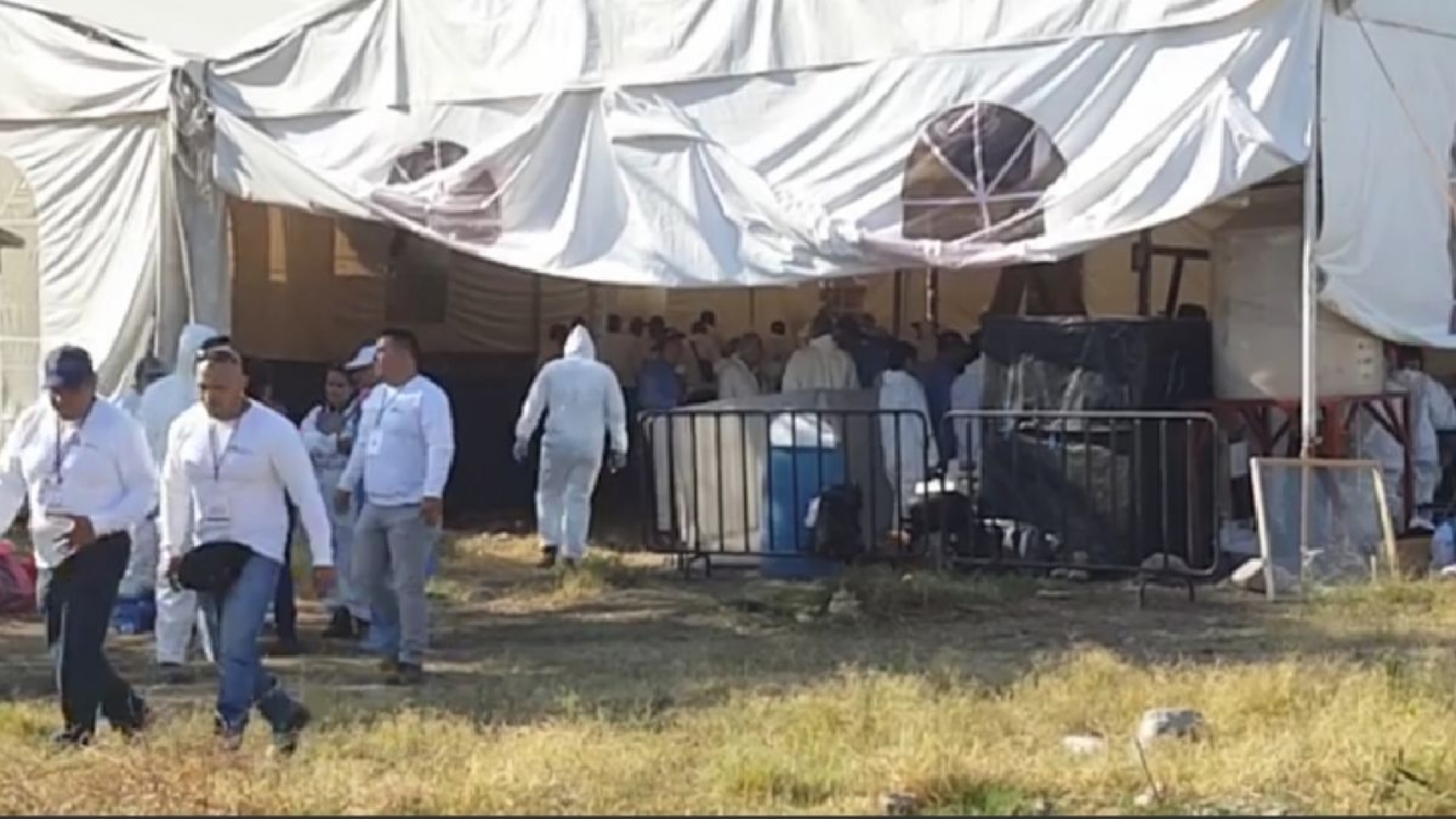 Reubicarán tres cuerpos inhumados en fosa de Jojutla