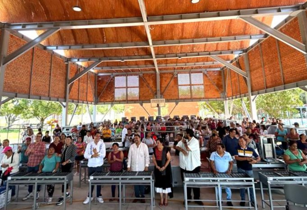 Juan Ángel Flores: 'Apoyar a nuestros emprendedores, comerciantes y artesanos es garantizar empleos dignos en Morelos'