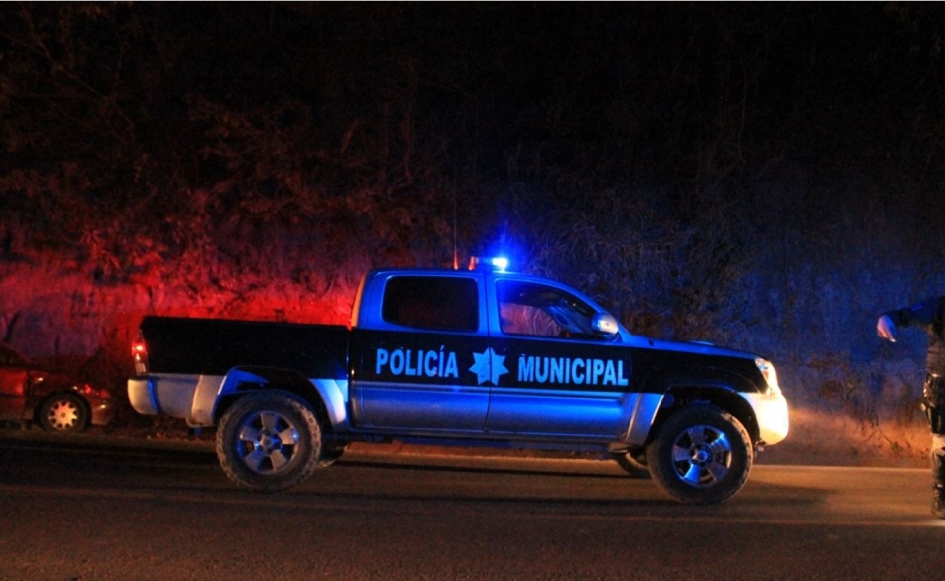 Motociclista muere arrollado en la carretera Cuernavaca-Taxco