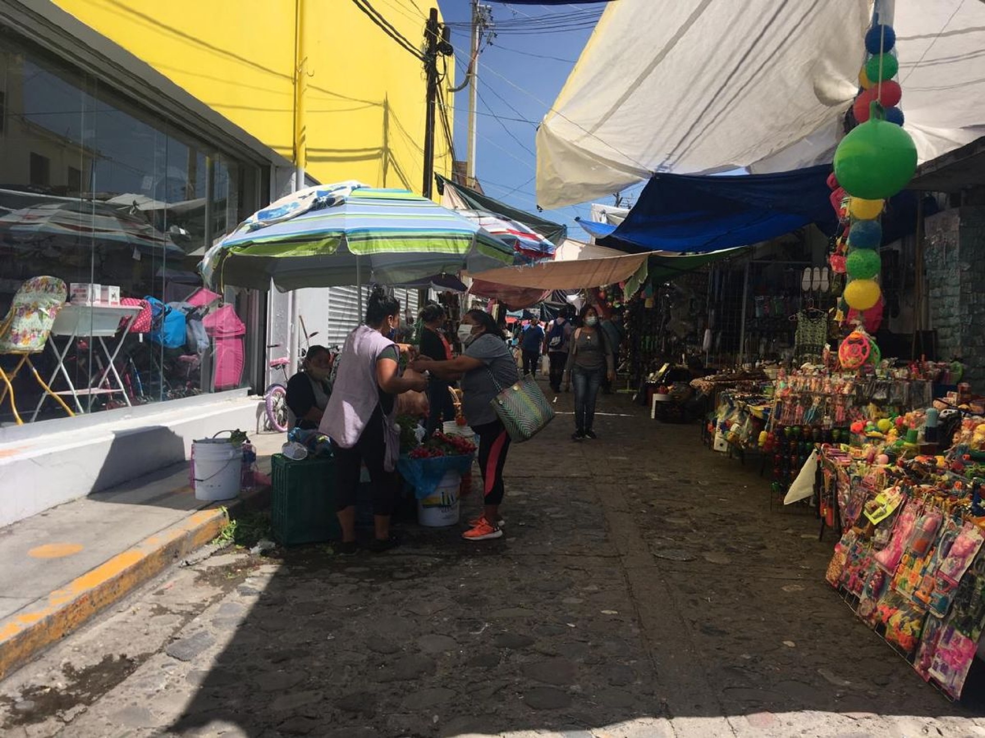 Aumenta el ambulantaje en Puente de Ixtla
