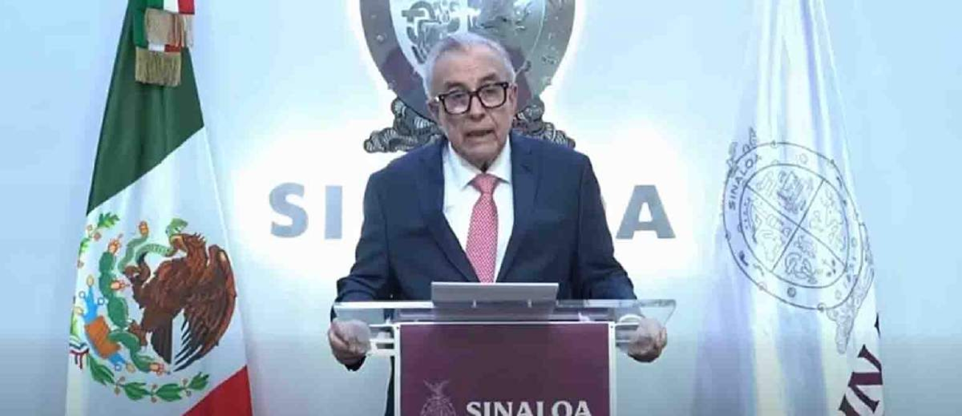 En el México guinda, los contrapesos se diluyen