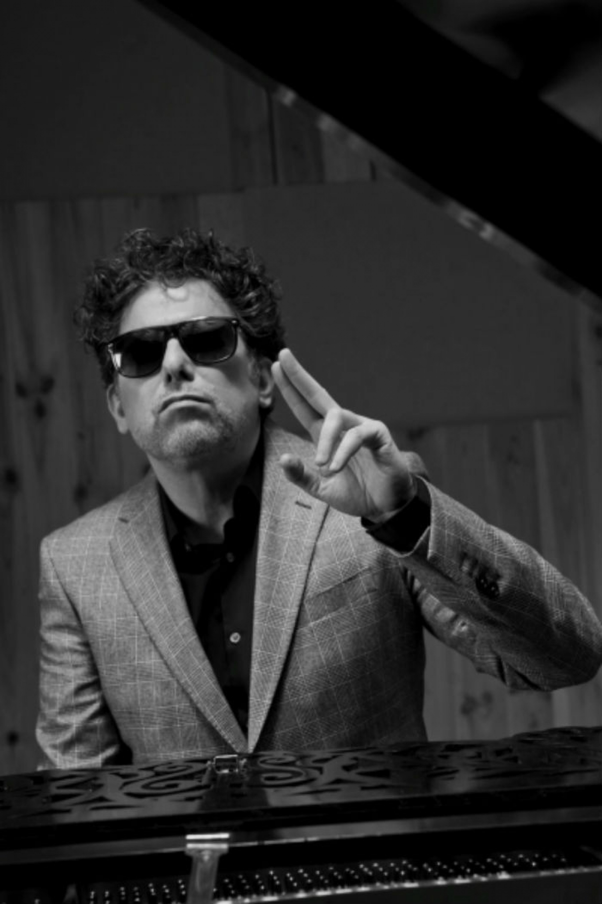 Andrés Calamaro anuncia concierto en el Teatro Metropolitan