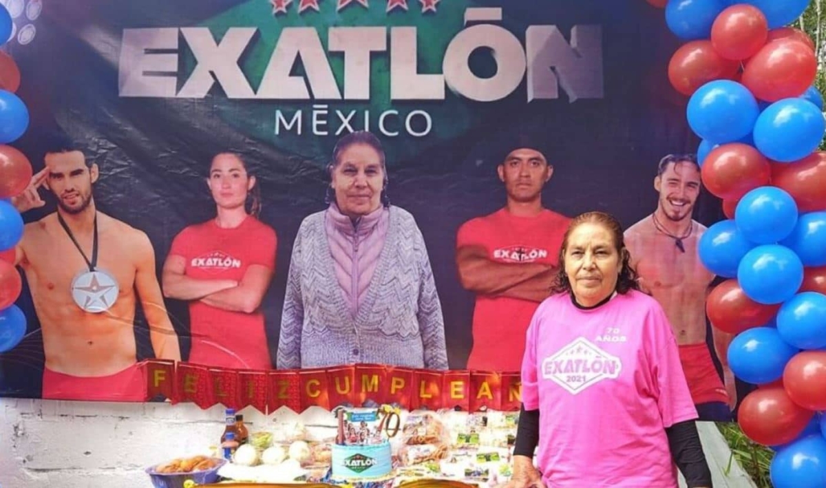 Abuelita celebra su cumpleaños con fiesta temática de "Exaltón"
