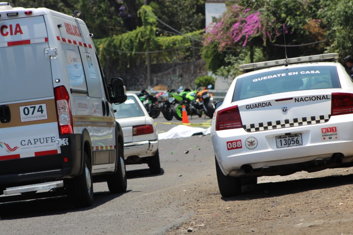 Fallecen padre e hijo en accidente de motocicleta en la autopista México-Cuernavaca