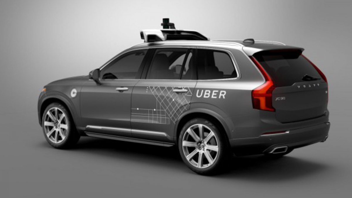 Uber da marcha atrás a sus coches autónomos… por ahora
