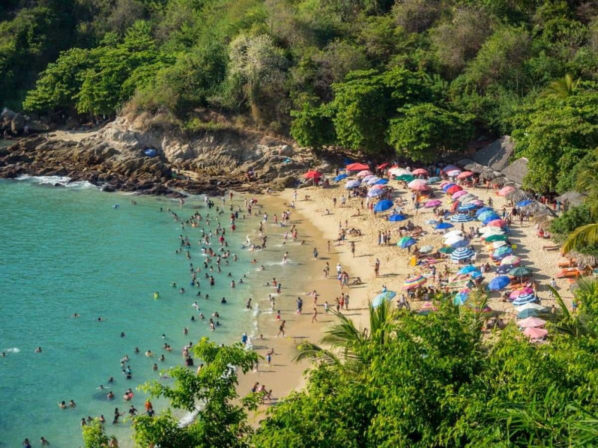 Casos de COVID aumentan en Oaxaca ante la llegada de turistas