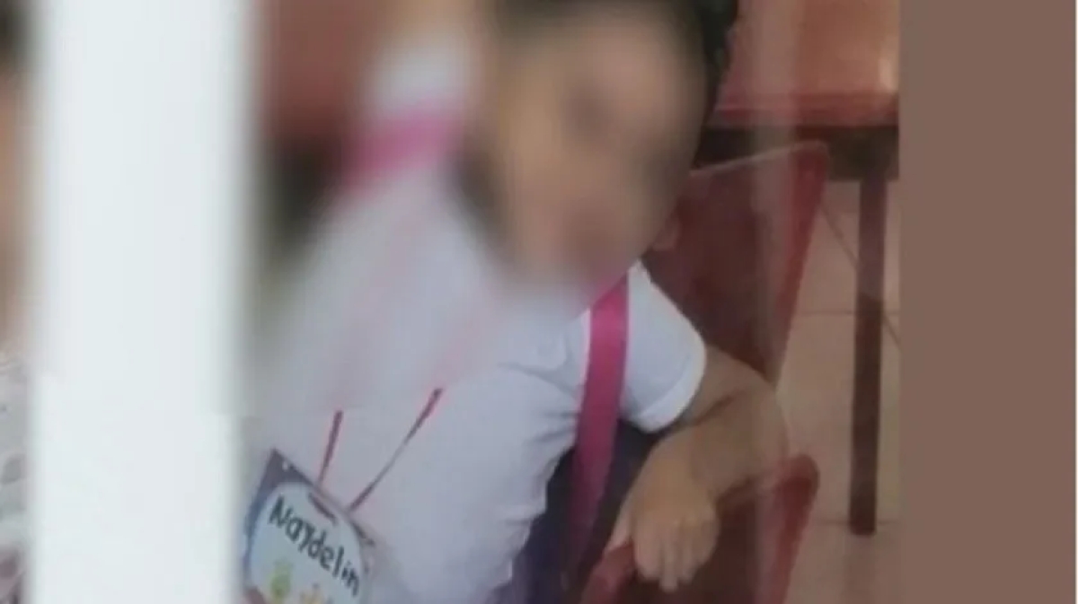 Niña se cambia de nombre y la escuela no quería entregársela a su madre