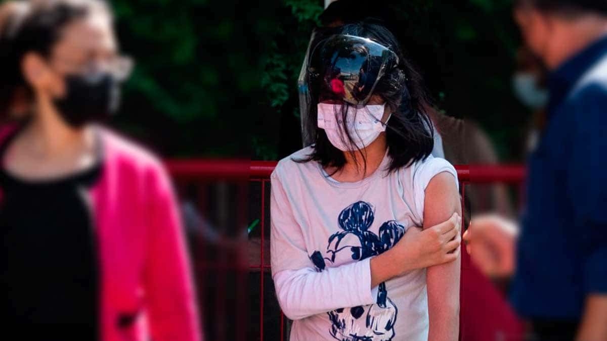 Adolescentes de 15 a 17 años serán vacunados contra COVID-19