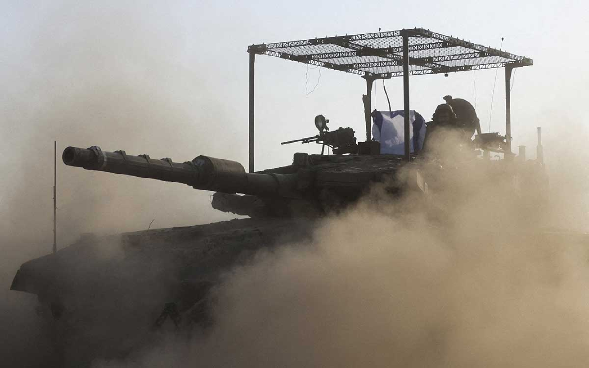 Israel lanza ataques en Gaza a pesar del alto al fuego