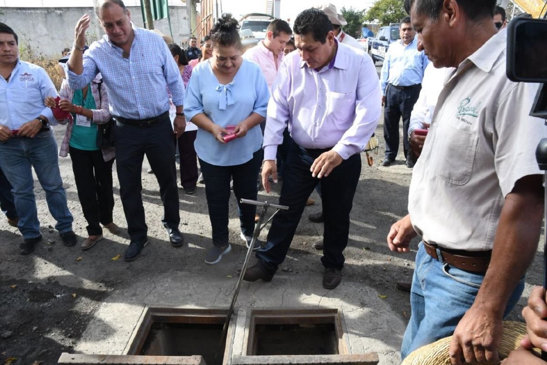 Inaugura alcalde 12 obras en Cuautla