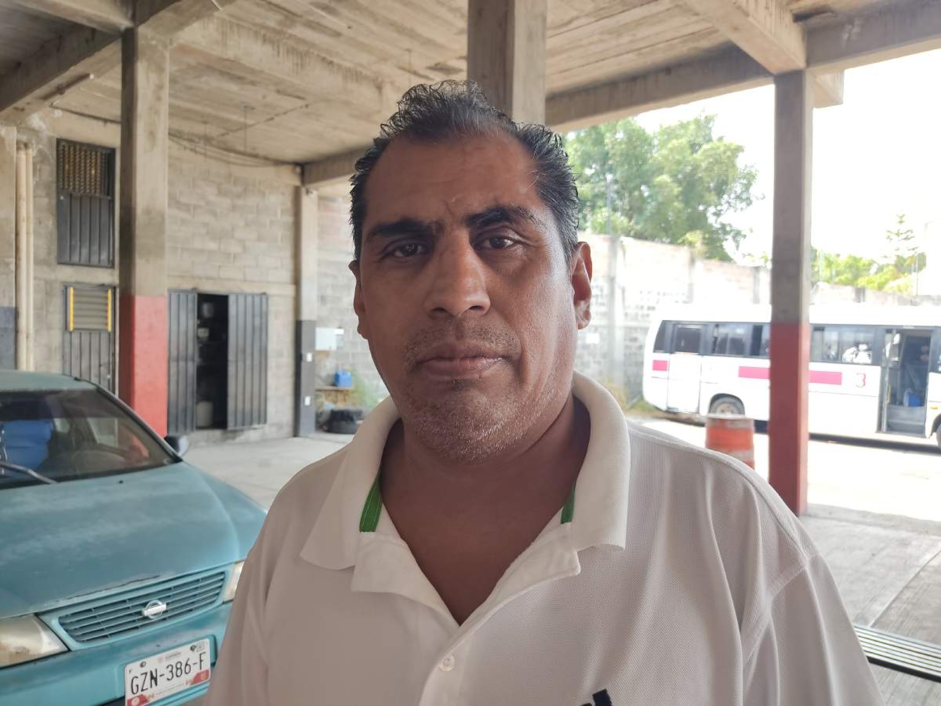 Una persona viajó gratis y encima lo agredió