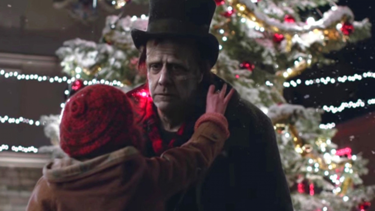 Apple sabe llegar directito al corazón con su nuevo comercial navideño, "Frankie’s Holiday"