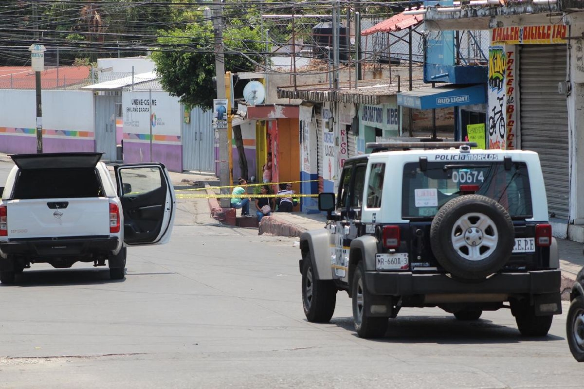 Acribillan a un comerciante en Zapata