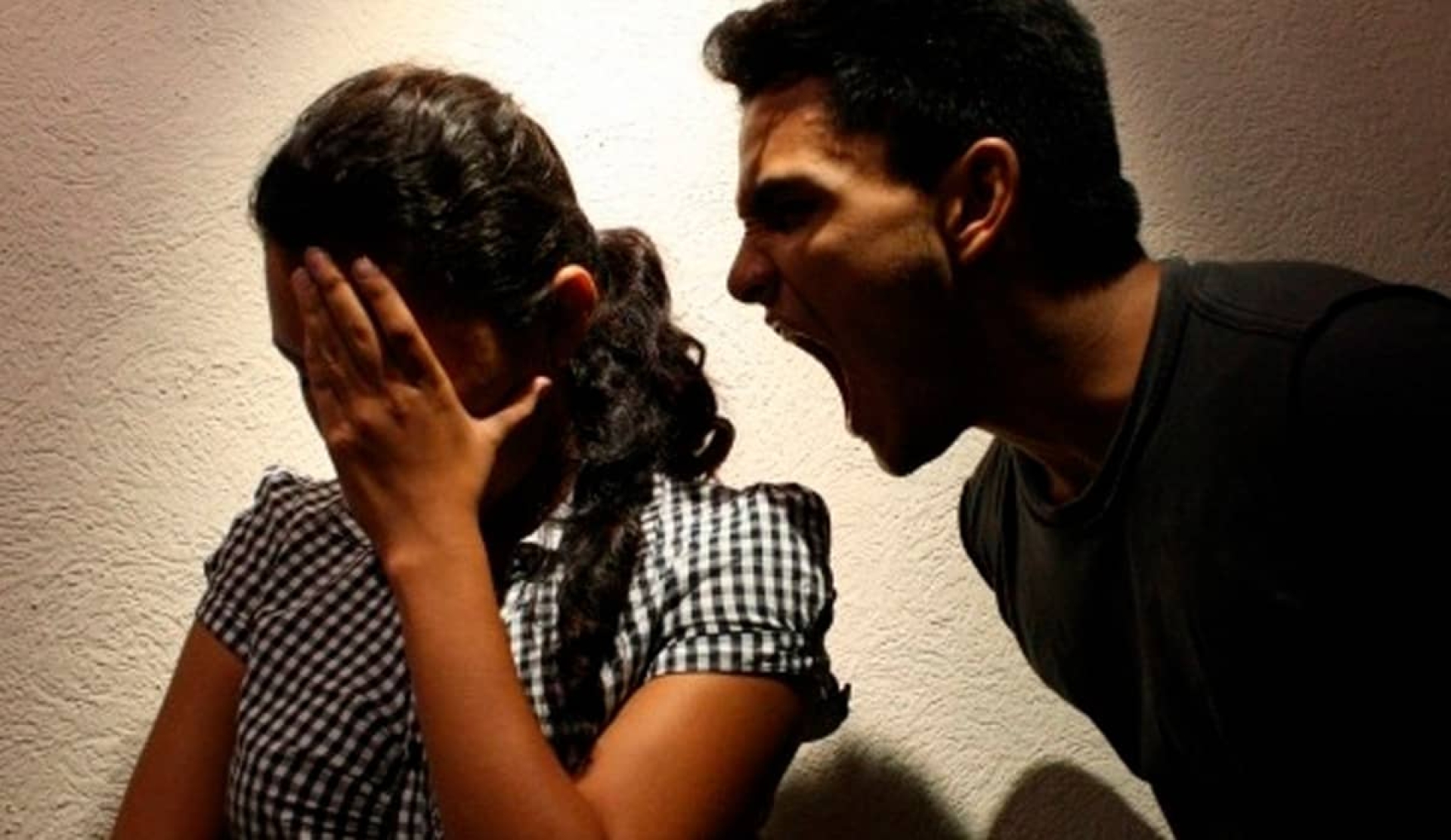 Ratifican proceso contra hombre por violencia familiar