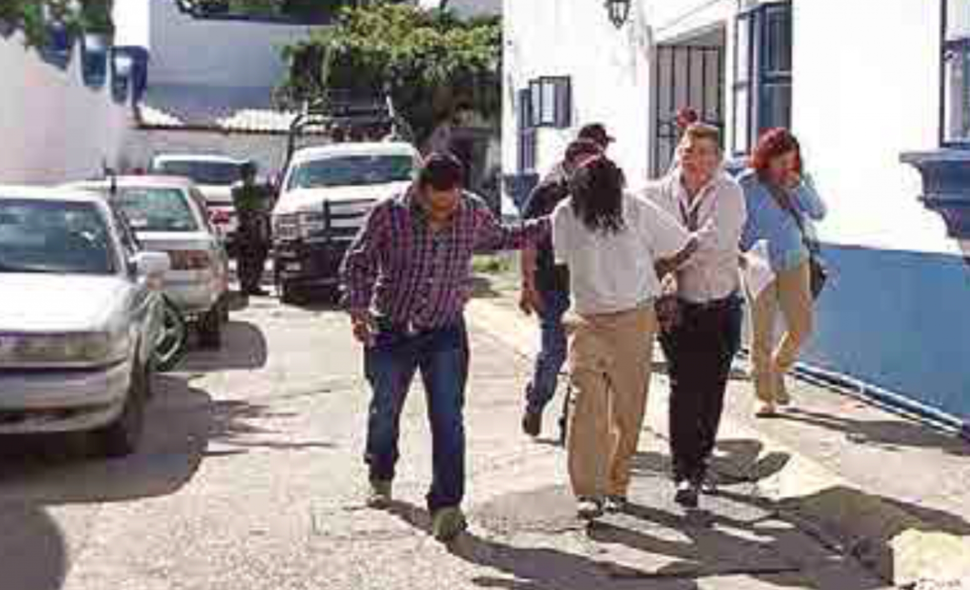 ¿Quién dejó salir a José Alfredo?