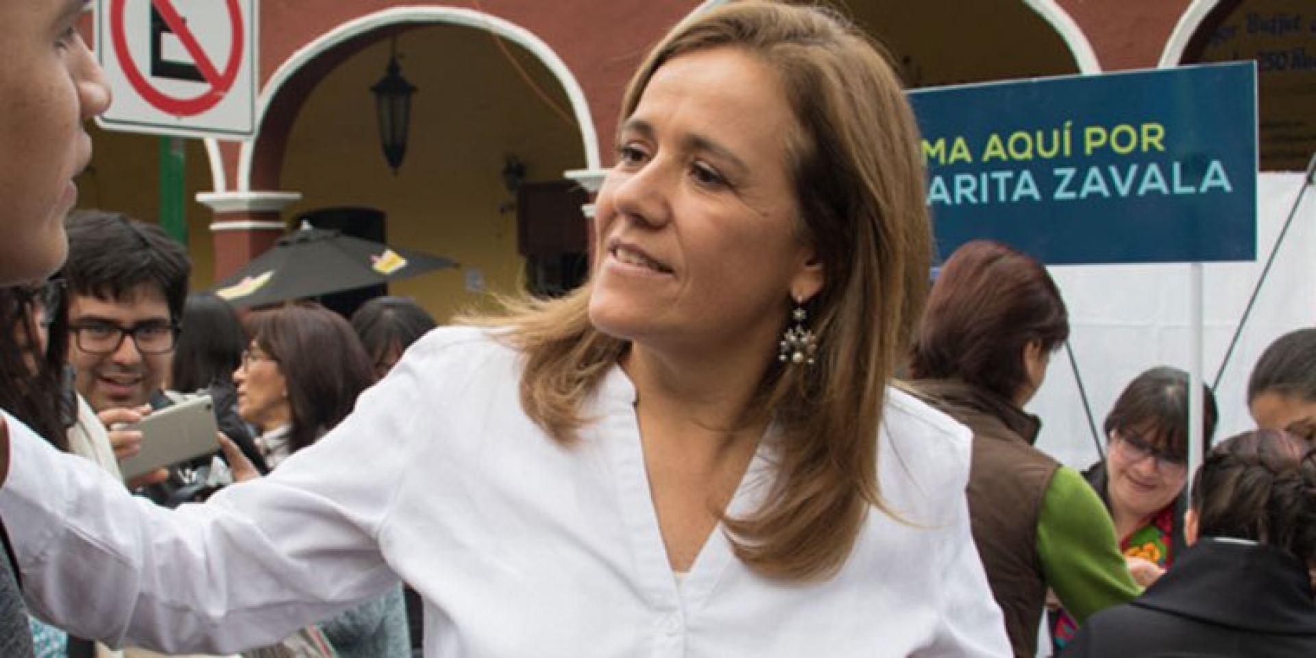 Zavala prepara denuncia ante Fepade por credenciales simuladas