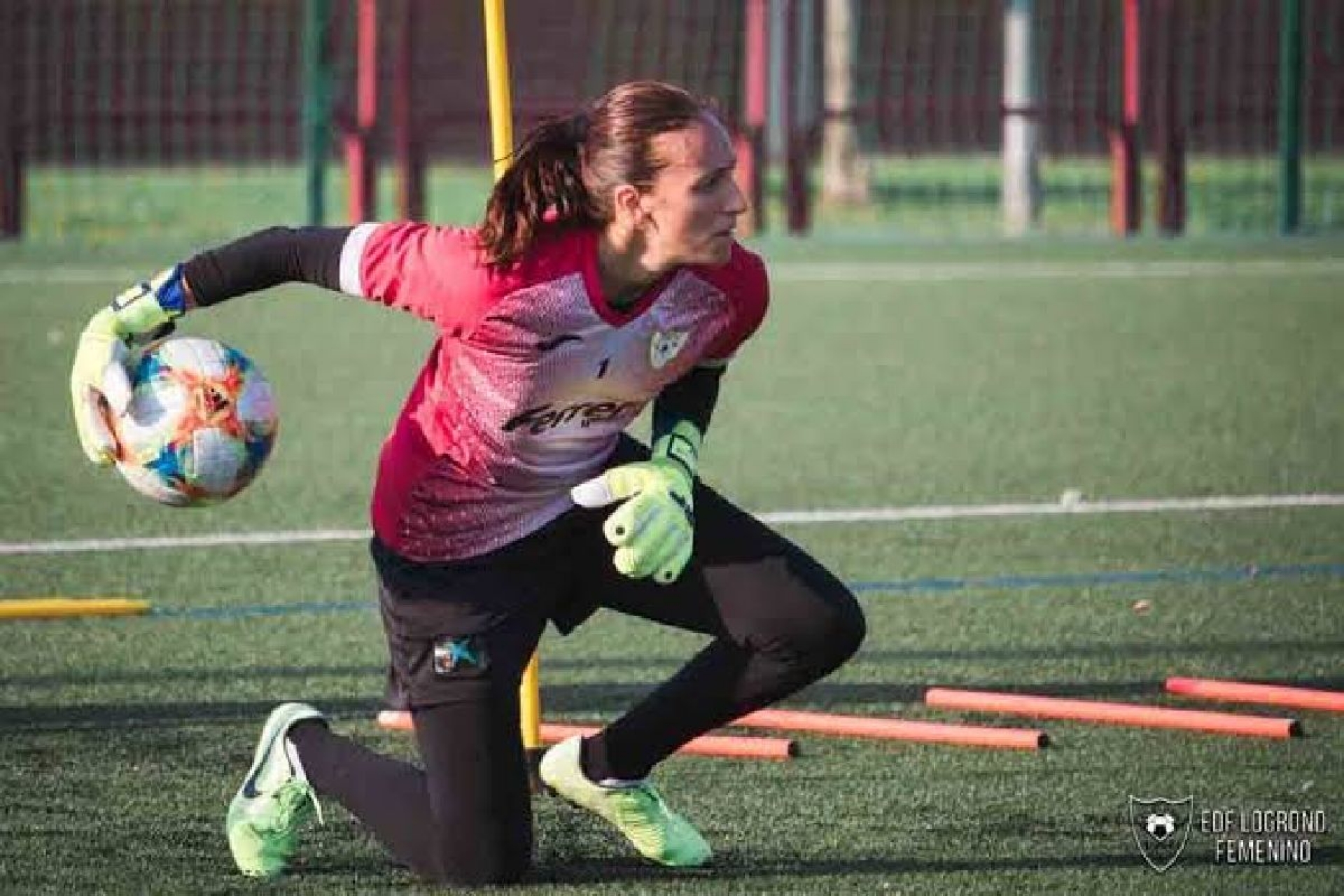 Pamela Tajonar enfrentó a su ex equipo FC Barcelona en la Liga Iberdrola de España