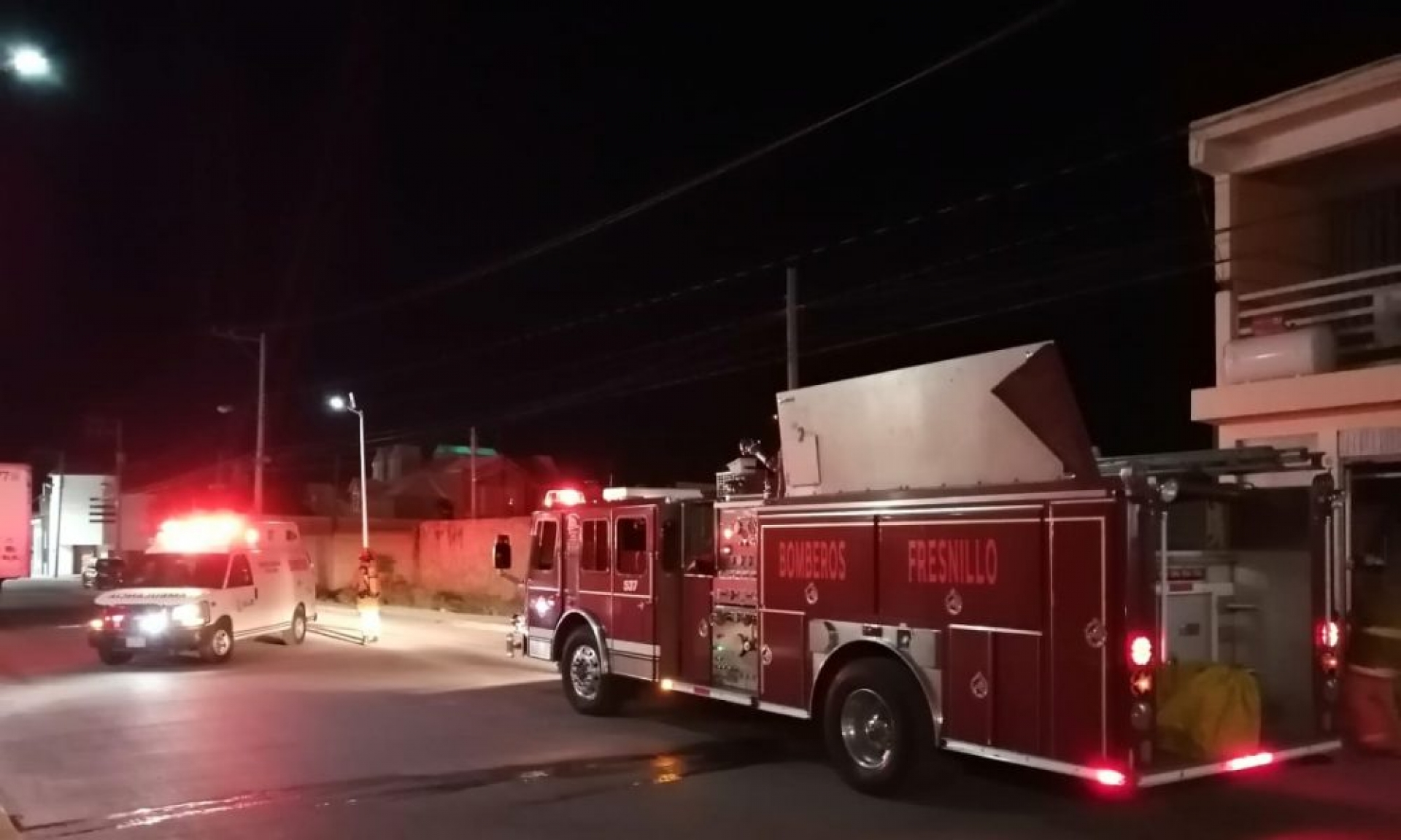 Se registra incendio en una clínica de rehabilitación de Atlacomulco