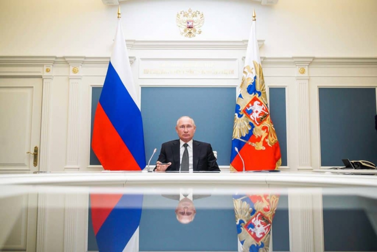 Putin amaga con dura respuesta si Occidente cruza ‘líneas rojas’ de Rusia